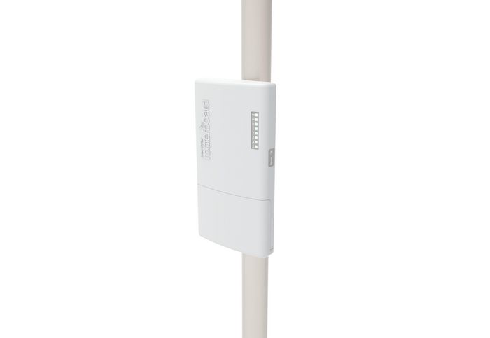 MikroTik PowerBox Pro Routeur extérieur 5 ports Gigabit RJ-45, 1 port SFP, PoE, CPU 800 MHz, 128 Mo RAM, 16 Mo flash