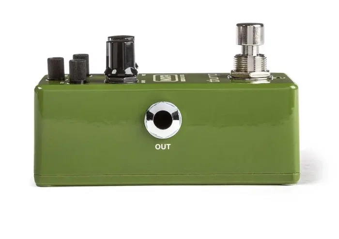 MXR Bass Preamp Thump Pédale de préampli basse avec EQ paramétrique MXR Bass Preamp Thump Pédale de préampli basse avec EQ paramétrique