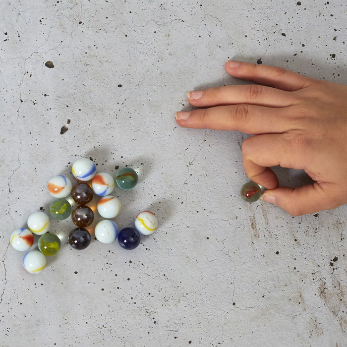 Jeux 2 momes Lot de 100 billes en verre avec sac