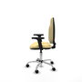 PIQUERAS Y CRESPO Chaise de bureau Algarra, similicuir crème, accoudoirs 2D