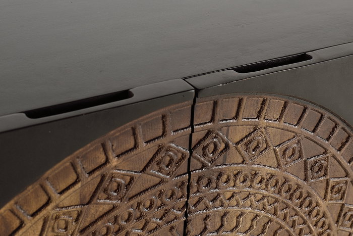 GINER Y COLOMER - Lote de 2 Mesas Nido en Métal et Bronze - Tables Basses Gigognes - Noir et Doré - Dimensions: 56x55x55 cm et 51x50x50 cm GINER Y COLOMER - Lote de 2 Mesas Nido en Métal et Bronze - Tables Basses Gigognes - Noir et Doré - Dimensions: 56x55x55 cm et 51x50x50 cm