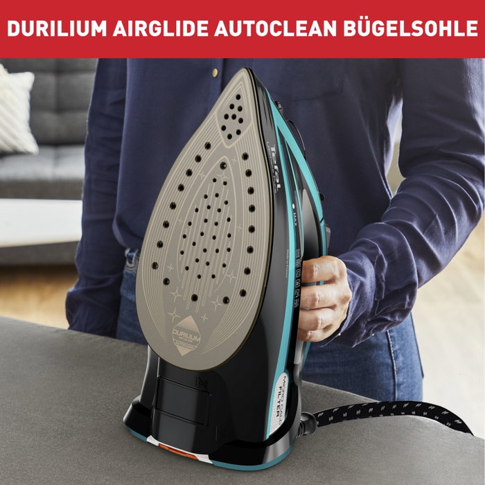 Tefal FV 9844 Ultimate Pure Steam Iron Bleu / Noir
