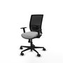 Chaise Yunquera Synchro 4 positions tissu Gris clair Maille Noir Base en nylon noir Accoudoir 1D Sans appui-tête Roulettes 65mm nylon