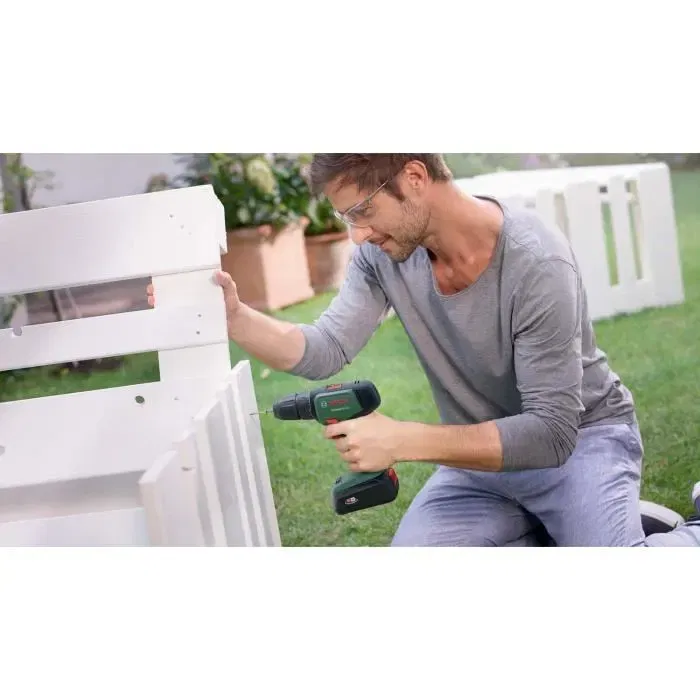 Bosch UniversalDrill - Perceuse-visseuse sans fil 18 V, mandrin automatique, pour bois, métal et plastiques, avec batterie interchangeable Power for All