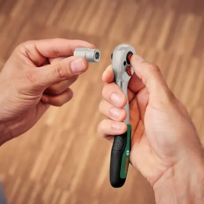 Bosch Set de Cliquets 57 Pièces 1/4" et 1/2" avec 55 Accessoires - Softgrip, Couple Élevé, Coffret de Transport pour Bricolage