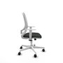Chaise Cilanco Synchro 3 positions tissu Noir Maille Blanc Structure polyamide blanc Accoudoirs blancs Sans appui-tête Roulettes 65mm nylon