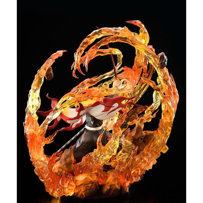 Good Smile Company Kyojuro Rengoku DX 35 cm Good Smile Company Kyojuro Rengoku DX 35 cm