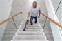Shark IZ300EU Aspirateur balai sans fil avec technologie DuoClean et PowerFins, 25.2V Lithium, jusqu'à 60 min d'autonomie, anti-enchevêtrement cheveux
