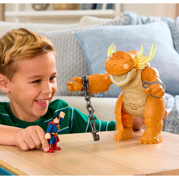Imaginext - DC Super Friends Superman vs Kaiju, Figurine de Combat avec Lumière et Son, Action et Chaînes, Licence DC Comics (Réf. Jdl07, Mattel)