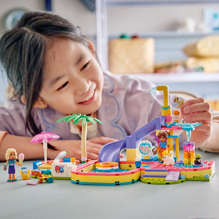 LEGO Friends 42676 Une Fabuleuse Journée au Parc Aquatique