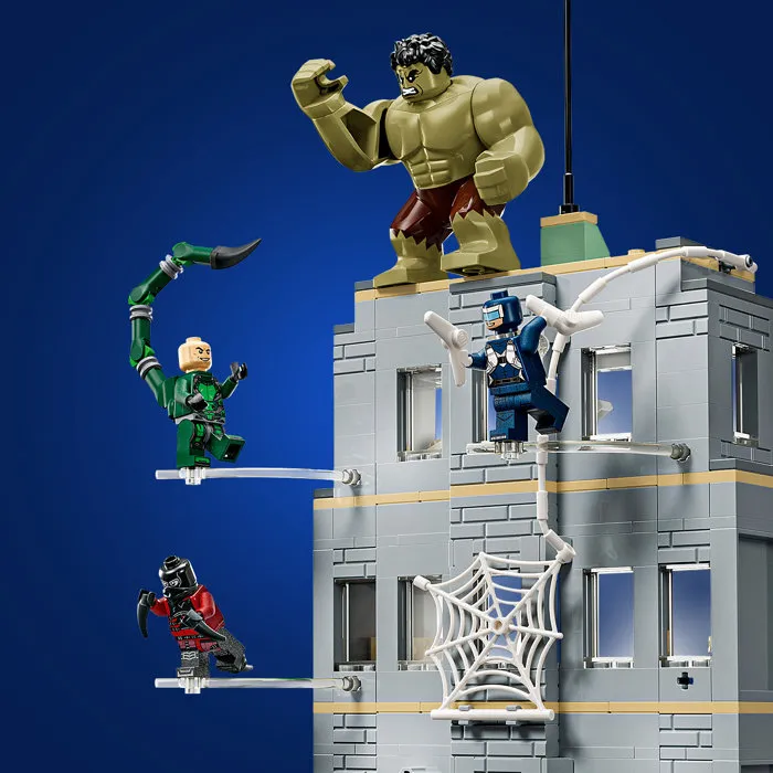 Lego Marvel 76350 L'Affrontement Légendaire entre Spider-Man et Hulk - Jouet Interactif pour Enfants dès 8 Ans