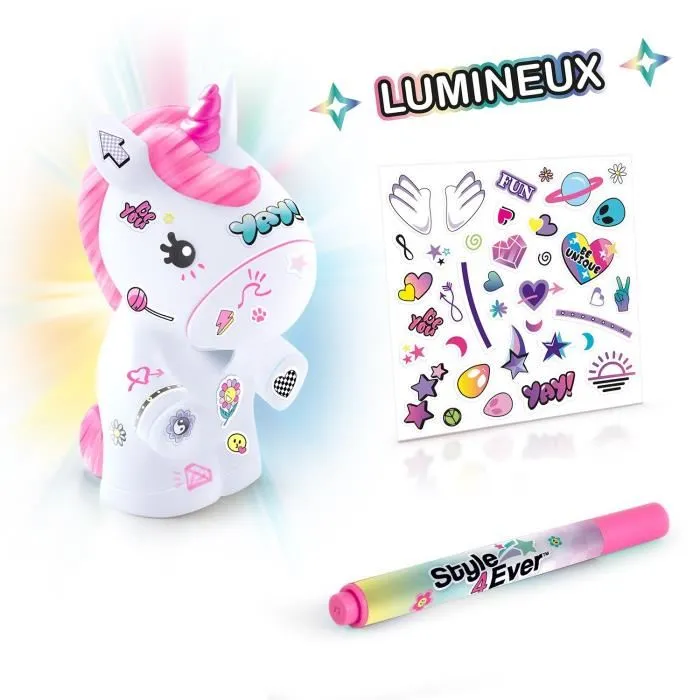 Canal Toys OFG 267 - Mini Figurine Lumineuse à Décorer DIY pour Enfant, Stickers et Strass, Lampe Multicolore Douce - Licorne, Dinosaure, Chat, Panda Canal Toys OFG 267 - Mini Figurine Lumineuse à Décorer DIY pour Enfant, Stickers et Strass, Lampe Multicolore Douce - Licorne, Dinosaure, Chat, Panda