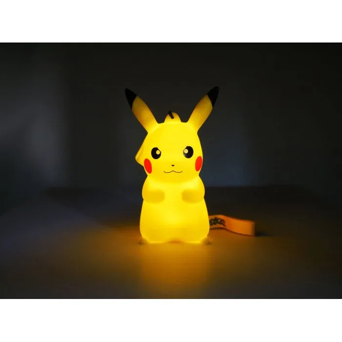 Teknofun Lampe LED Pikachu Grumpy avec dragonne Teknofun Lampe LED Pikachu Grumpy avec dragonne