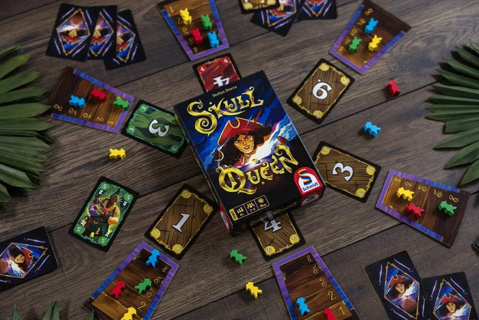 Schmidt - 49456 - Skull Queen - Jeu de cartes, multicolore, 2 a 6 joueurs, a partir de 8 ans, environ 30 min