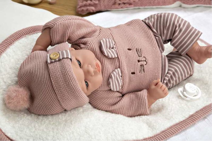 Muñecas Arias Poupée Elegance Andie avec couverture (poupée lestée) 40 cm corps souple