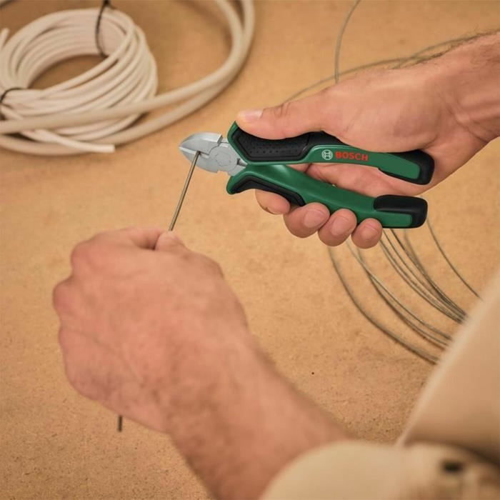 Bosch Set de 4 pinces (coupante diagonale, universelle, bec long et multiprises)