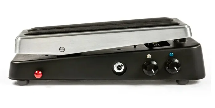 DUNLOP Cry Baby Custom Badass Dual-Inductor Edition Wah Pédale avec Inducteurs Halo et Fasel Rouge - Édition Limitée