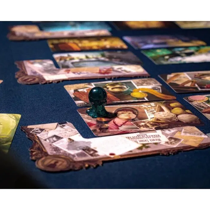 Asmodee Mysterium Nouvelle édition - Jeu de société d'enquête et d'intuition avec cartes vision illustrées - Version française
