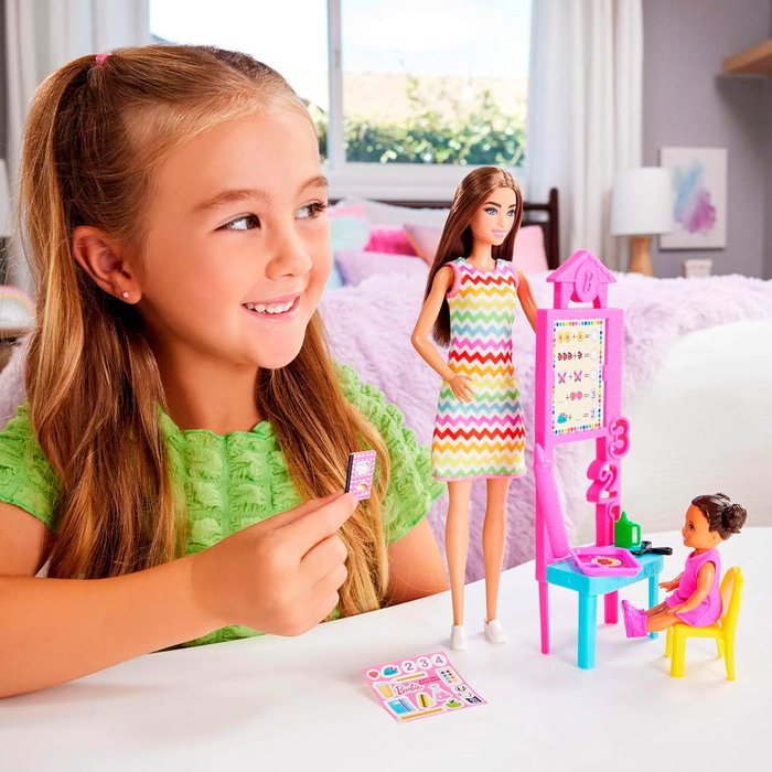 Barbie Poupée Tu Peux Être Maîtresse Jcr76 avec Accessoires Enseignants, anglais, français, allemand, italien, portugais, espagnol
