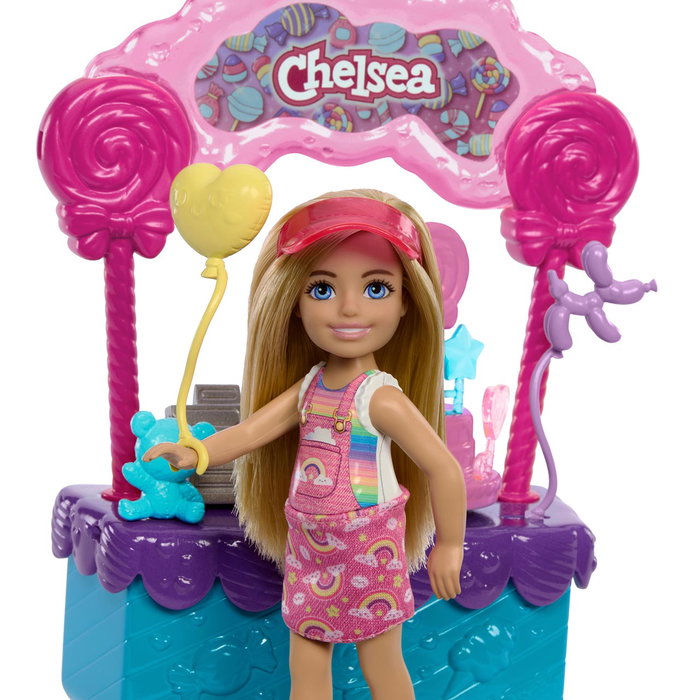 Barbie - Muñeca Chelsea Y Su Tienda De Dulces Hrm07 Mattel - Poupée Chelsea avec boutique de bonbons - Ensemble de jeu avec lutins et présentoir tournant - À partir de 3 ans Barbie - Muñeca Chelsea Y Su Tienda De Dulces Hrm07 Mattel - Poupée Chelsea avec boutique de bonbons - Ensemble de jeu avec lutins et présentoir tournant - À partir de 3 ans