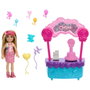 Barbie - Muñeca Chelsea Y Su Tienda De Dulces Hrm07 Mattel - Poupée Chelsea avec boutique de bonbons - Ensemble de jeu avec lutins et présentoir tournant - À partir de 3 ans