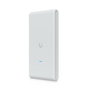 Ubiquiti Point d'Accès Wi-Fi 6 Intérieur/Extérieur, 4 Flux Spatiaux, Double Port Gigabit Ethernet RJ45, Alimentation PoE, Protection IPX6, Boîtier en Polycarbonate