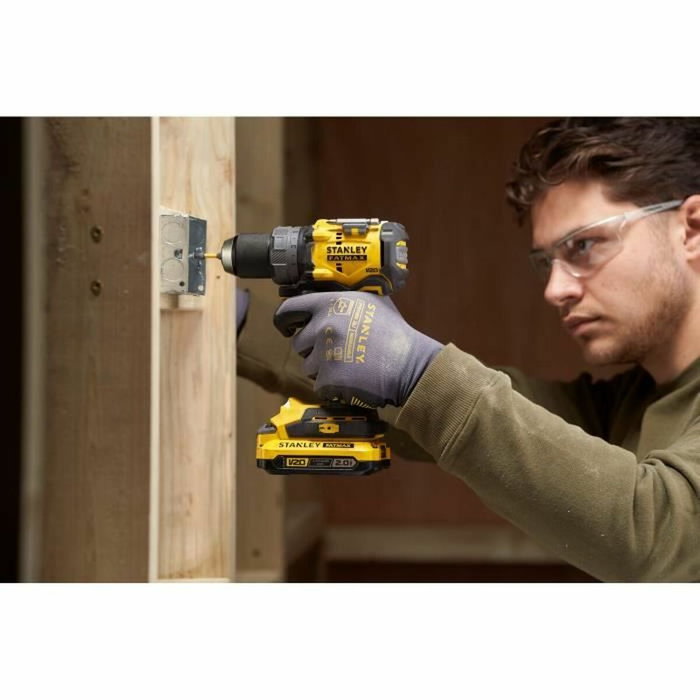 Stanley Fatmax Perceuse visseuse sans fil V20 SFMCD725D2K-QW 18V 80Nm 2x2Ah