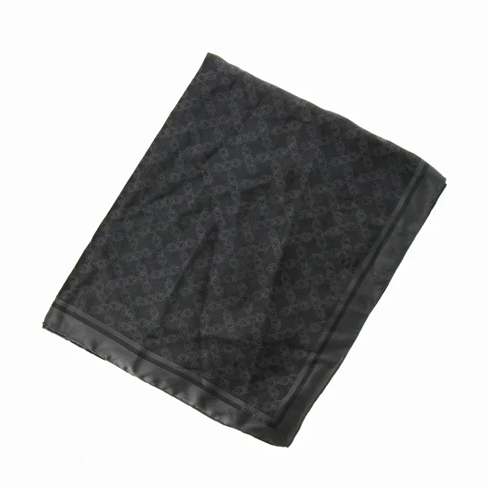 Guess Écharpe en textile Noir AW8798POL03 Guess Écharpe en textile Noir AW8798POL03