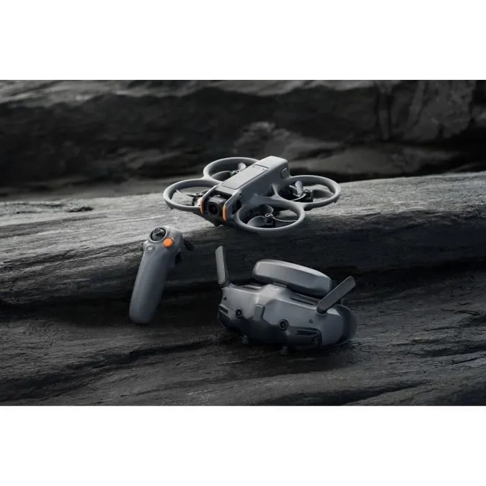 DJI Drone Avata 2 avec Caméra 4K, Autonomie 25 min, RC Motion 3 et Goggles 3 - Pack Complet FPV Immersif