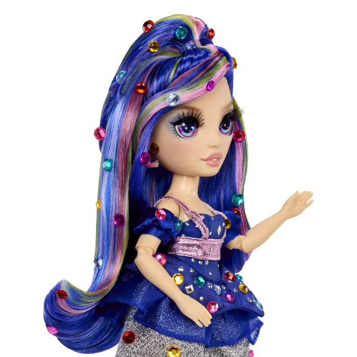 Rainbow High Rainbow High Poupée Mannequin Be Dazzling - Genevieve Bleu - 28 cm - Poupée de Mode avec Pierres et Accessoires - Dès 4 ans Rainbow High Rainbow High Poupée Mannequin Be Dazzling - Genevieve Bleu - 28 cm - Poupée de Mode avec Pierres et Accessoires - Dès 4 ans