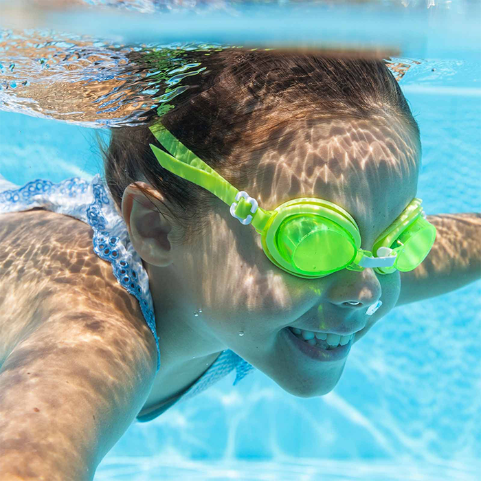 Bestway 21002 Lunettes de Natation Enfant +3 Ans avec Corrosion Silicone et Lanière Ajustable - Couleurs Assorties