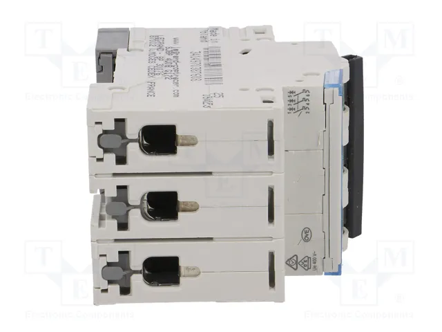 LEGRAND Disjoncteur S300 TX 3 pôles 32A 400VAC 6kA LEGRAND Disjoncteur S300 TX 3 pôles 32A 400VAC 6kA