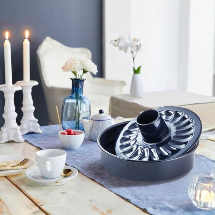 Dr Oetker Lot de 2 moules à charnière et savarin Back Liebe (26 et 28 cm) inevitable de la pâtisserie Dr Oetker Lot de 2 moules à charnière et savarin Back Liebe (26 et 28 cm) inevitable de la pâtisserie