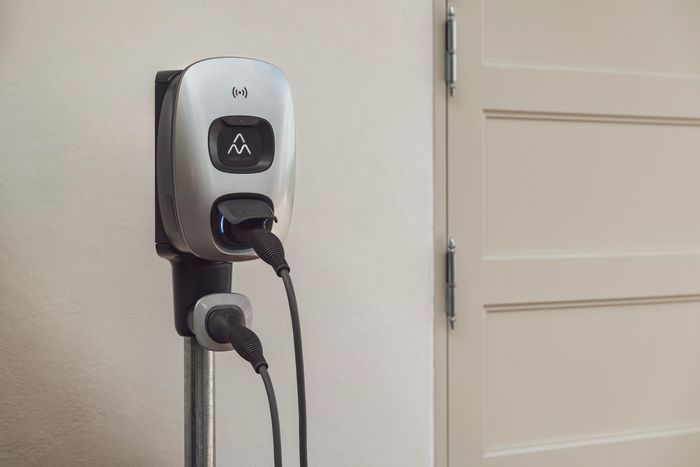 Charge Amps Dawn Borne de recharge pour véhicule électrique 22 kW triphasé 32A, type 2, MID, RFID, 4G/WiFi, OCPP, RCD Type B Charge Amps Dawn Borne de recharge pour véhicule électrique 22 kW triphasé 32A, type 2, MID, RFID, 4G/WiFi, OCPP, RCD Type B