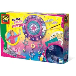 SES CREATIVE - Kit de création attrape-rêves galaxie lumineuse pour chambre d'enfant - Décoration murale en bois à assembler et peindre