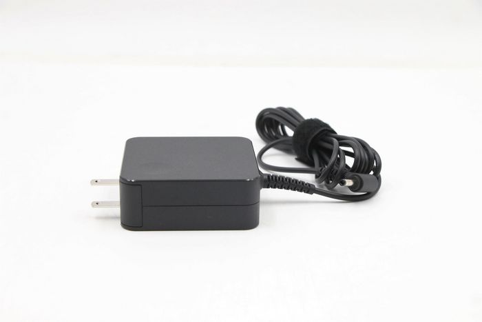 Lenovo Adaptateur secteur 65W pour ordinateur portable Lenovo