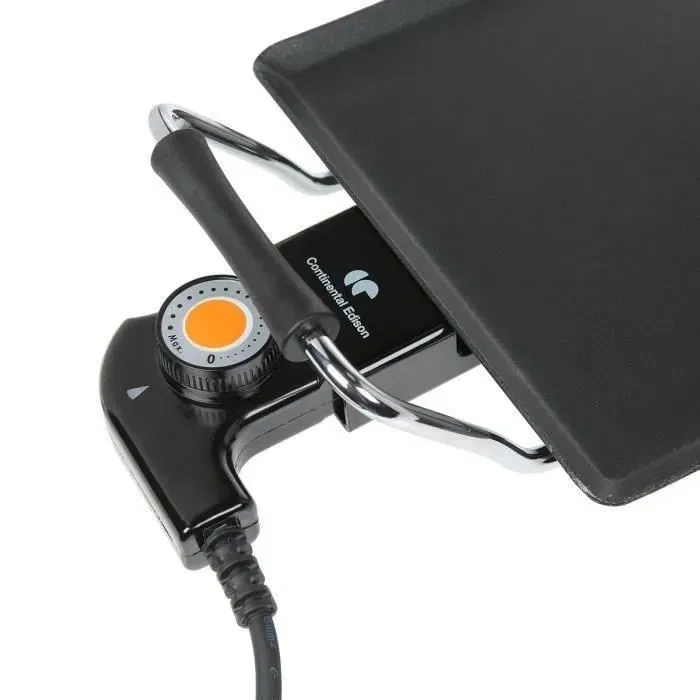 Continental Edison Plancha Électrique XXL CEGPL872B - 89 cm, Grande Surface de Cuisson 87x21 cm, Thermostat 5 Niveaux, Revêtement Anti-Adhésif Continental Edison Plancha Électrique XXL CEGPL872B - 89 cm, Grande Surface de Cuisson 87x21 cm, Thermostat 5 Niveaux, Revêtement Anti-Adhésif