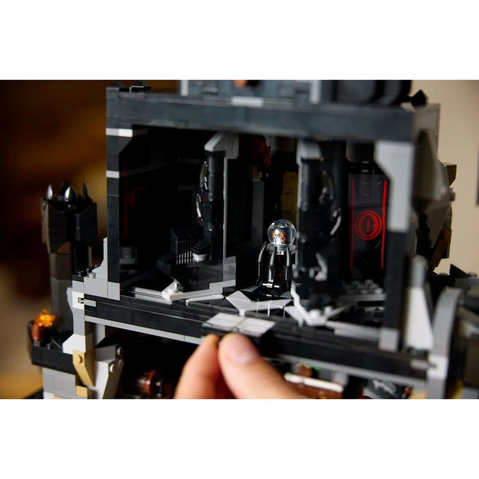 Set de construction Lego ICONS 10333 The Lord of the Rings: Barad-dûr 5471 Pièces