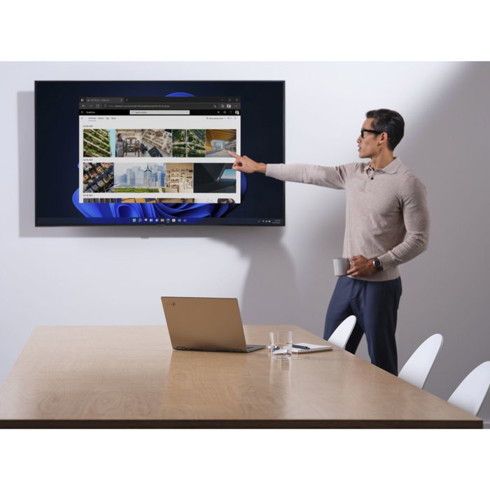 Microsoft Windows 11 Pro 64 Bit