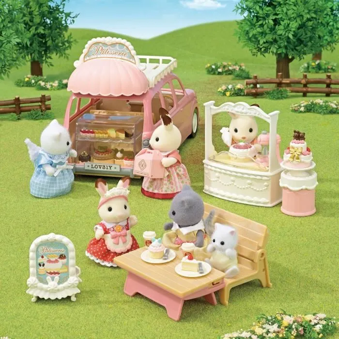 Sylvanian Families 5807 - Coffret Pâtisserie, Set Complet pour Cosy Cottage avec Vitrine et Plus de 100 Accessoires, Jouet Enfant dès 3 ans