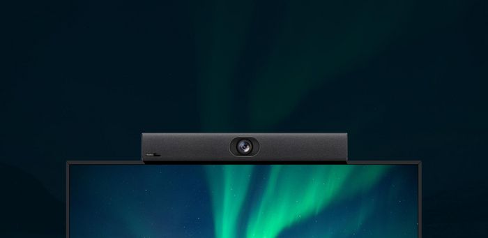 Yealink UVC40 E2 - Caméra de conférence USB intelligente tout-en-un avec capteur 4K Ultra HD, objectif grand angle 120°, Wi-Fi et 8 microphones MEMS pour petites salles