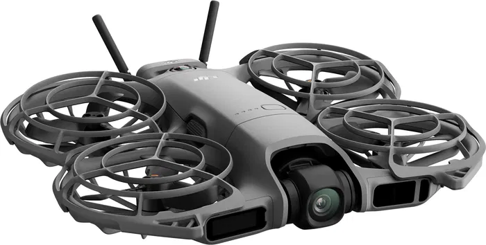 DJI Neo 2 Motion Fly More Combo - Drone avec caméra 48 MP 1/1.3", vidéo 4K HDR, transmission O4 HD, télécommande Motion Controller, 3 batteries et sac