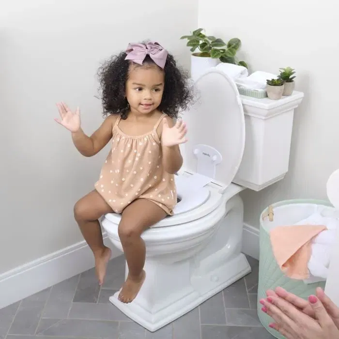 Ingenuity Réducteur de lunette de toilette enfant Flip & Sit, Installation rapide et universelle, Stable et antidérapant pour l'apprentissage de la propreté