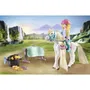 Playmobil 71354 - Isabella & Lioness - Aire de lavage - Gamme Horses of Waterfall - Jouet de construction avec 86 pièces - Pour enfants dès 5 ans