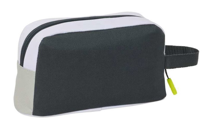 Safta Portadesayunos - Boîte Repas Isotherme Real Madrid Équipe 25/26 - 21.5x12x6.5 cm - Blanc - Pour Déjeuner, Recommandé à Partir de 3 Ans Safta Portadesayunos - Boîte Repas Isotherme Real Madrid Équipe 25/26 - 21.5x12x6.5 cm - Blanc - Pour Déjeuner, Recommandé à Partir de 3 Ans