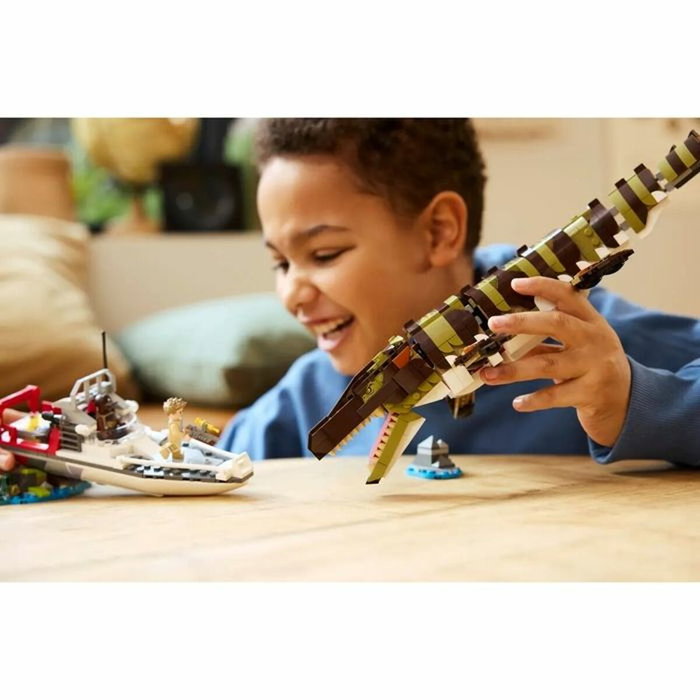 LEGO Jurassic World Le Bateau en Mission et le Mosasaure en Briques