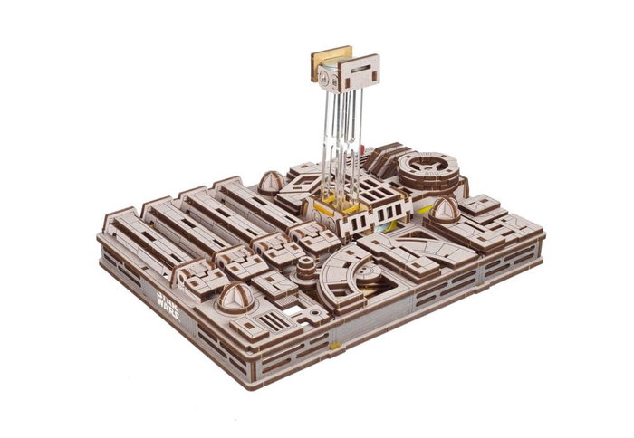 Ugears Star Wars X-Wing de Luke Skywalker en bois Ugears Star Wars X-Wing de Luke Skywalker en bois