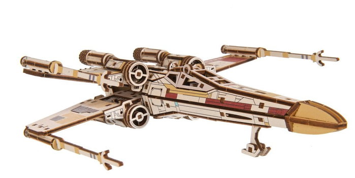 Ugears Star Wars X-Wing de Luke Skywalker en bois Ugears Star Wars X-Wing de Luke Skywalker en bois