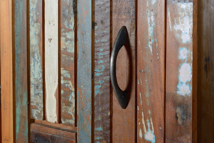 GINER Y COLOMER Vitrina Buffet en Bois de Mango Recyclé avec Pieds en Métal Multicolore 3 Portes 1 Tiroir 140x90x38 cm