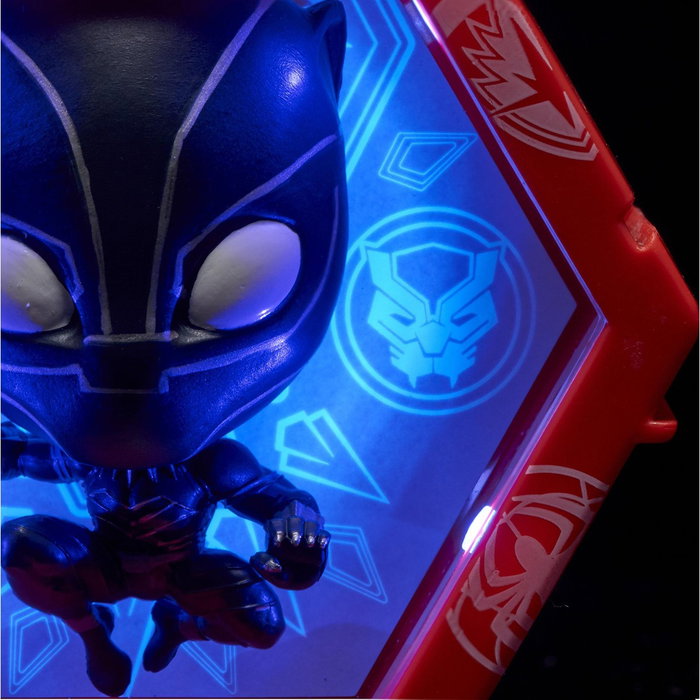 Wow stuff Figurine Wow! Pod Marvel Black Panther avec capteur de mouvement lumineux